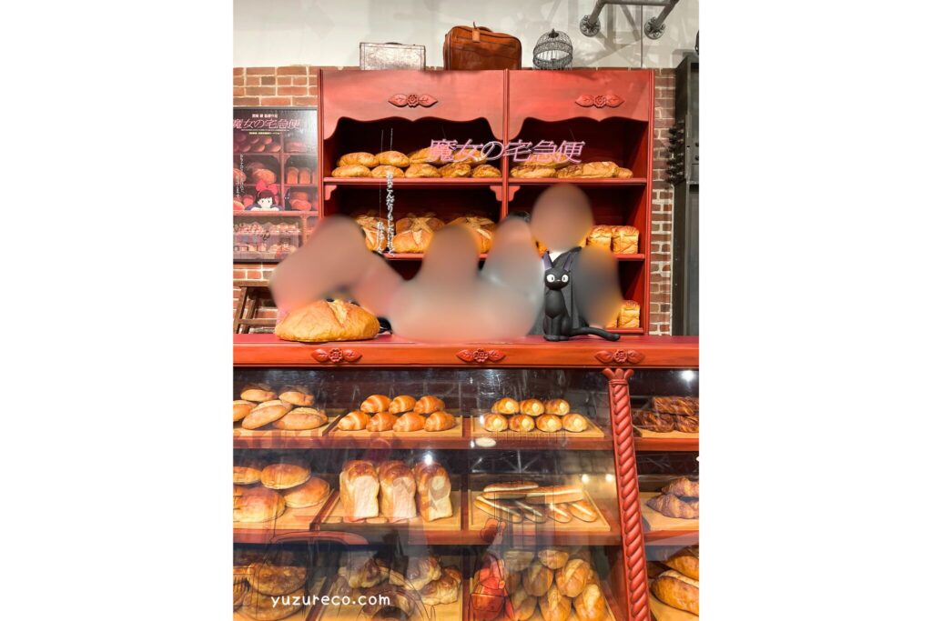 金曜ロードショーとジブリ展の、魔女の宅急便のミニスタジオで撮影した写真